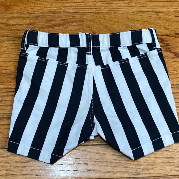 H&M ❤️ Kid's Black & White Belt Looped Short Size - 3-4Y (PRE-LOVED) - Picture 3 of 5